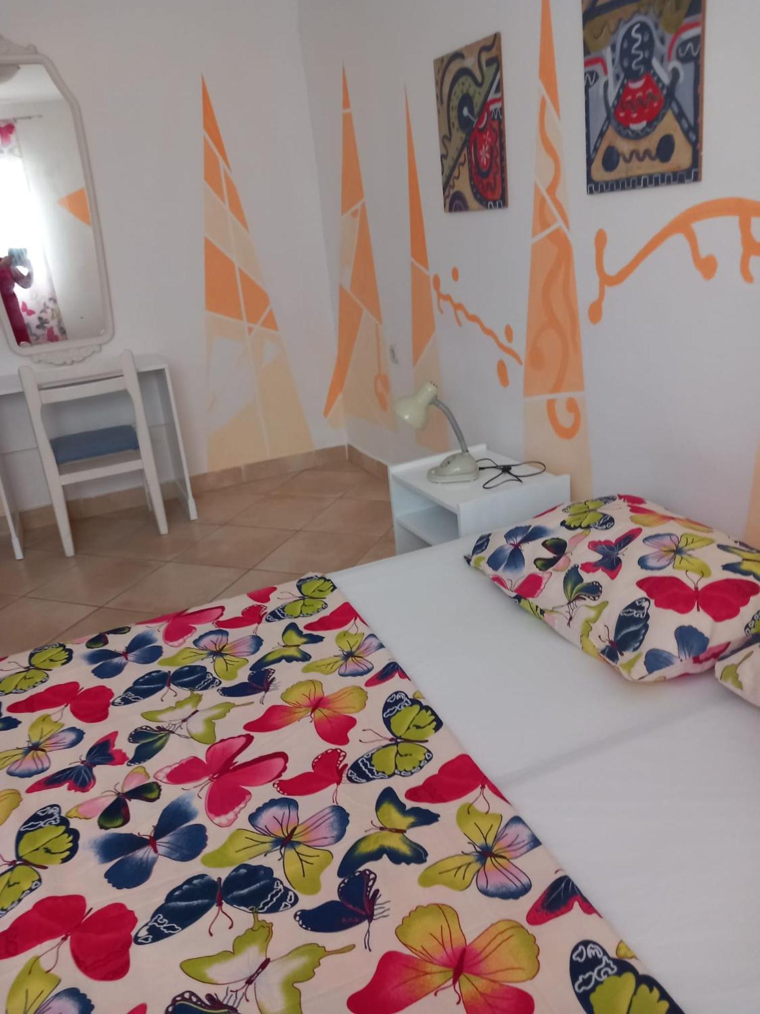 Karin Apartmani Hani Gornji Karin Eksteriør billede